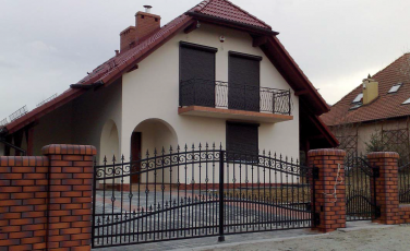 USŁUGI DLA BUDYNKÓW JEDNORODZINNYCH