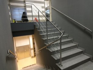 Balustrady ze stali nierdzewnej