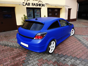 Zmiana koloru i montaż folii zabezpieczającej lakier