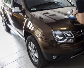 Renowacja, polerowanie i zabezpieczenie lakieru, lamp