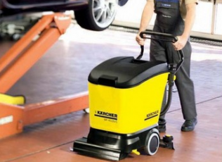 Doczyszczanie i zabezpieczanie posadzek i podłóg