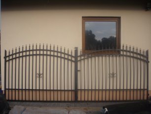 Produkcja, Montaż Bram