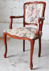 RENOWACJA MEBLI TAPICEROWANYCH