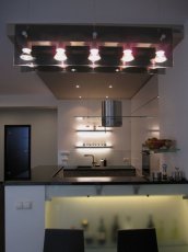 Lustra, meble, półki i blaty