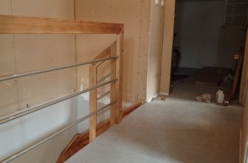 Wykończenie Wnętrz i Usługi Stolarskie