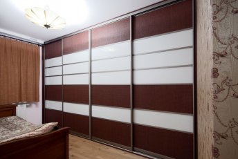 Szafy wnękowe, garderoby
