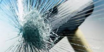 Folie antywłamaniowe - montaż