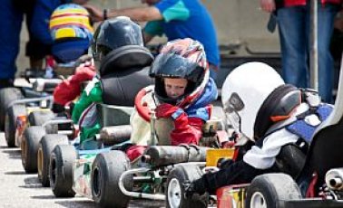 NAUKA JAZDY GOKARTEM