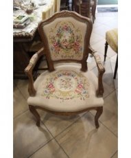 Fotel w stylu rokoko