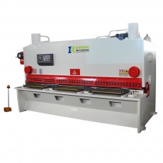 hydraulic shearing machine