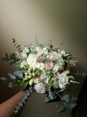 Bukiety ślubne i komunijne