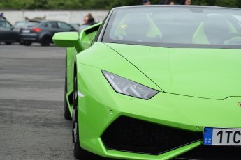 Leasing Samochodów i Quadów z USA.