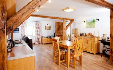 WYPOCZYNEK I NOCLEGI