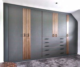 SZAFY NA WYMIAR PRODUKCJA I MONTAŻ