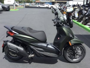 New/Used,Piaggio,Yamaha,Ducati,supersport,sportbike motorcycle E
